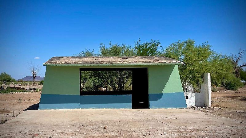 Restos del Kinder abandonado en el Zacamoto